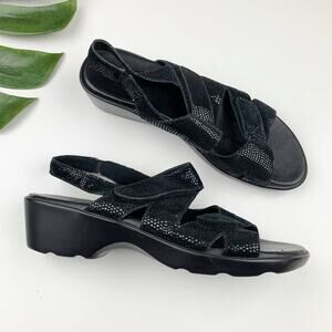 Munro American Sandals Shiny Black Snakeskin Adjustable Straps Women's 8.5